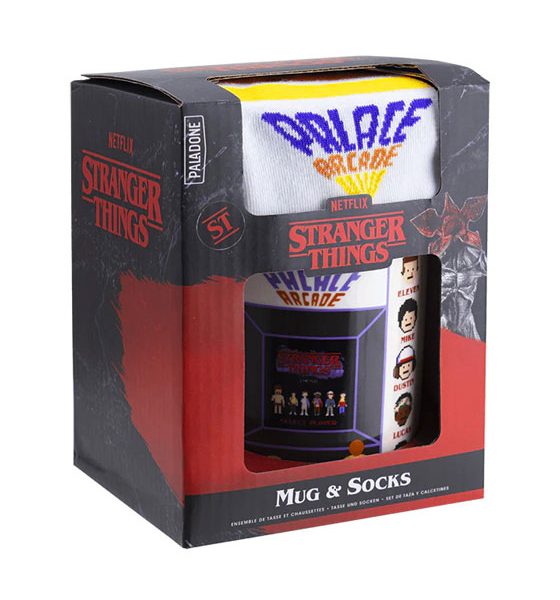 Комплект чаша и чорапи Stranger Things Arcade